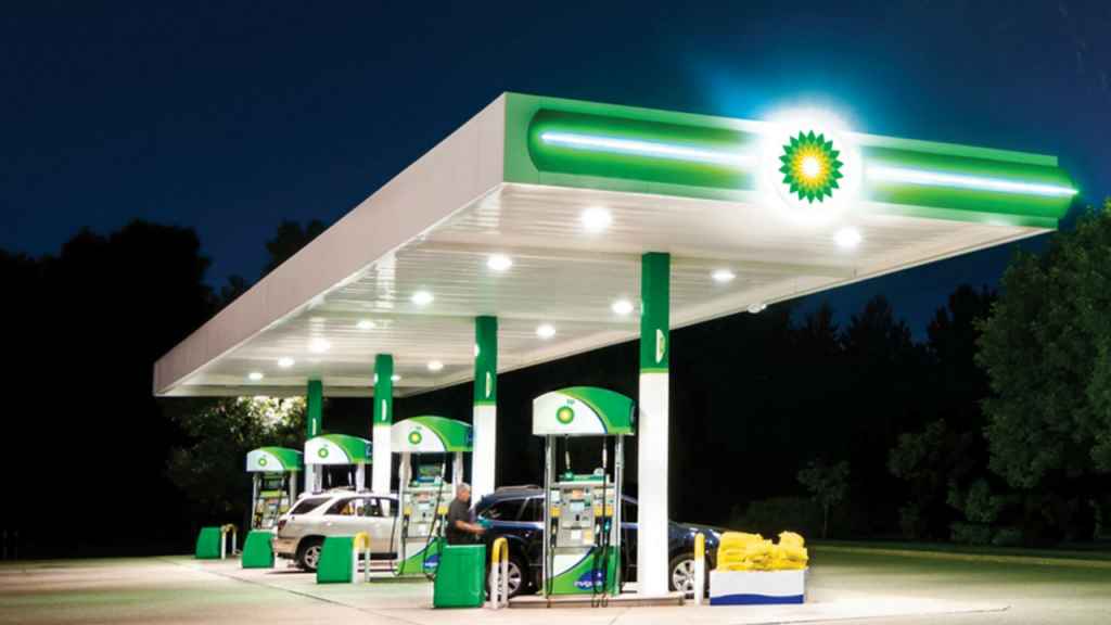 BP/Amoco is Offering 50 Cents Off Per Gallon for First Responders & Healthcare Workers