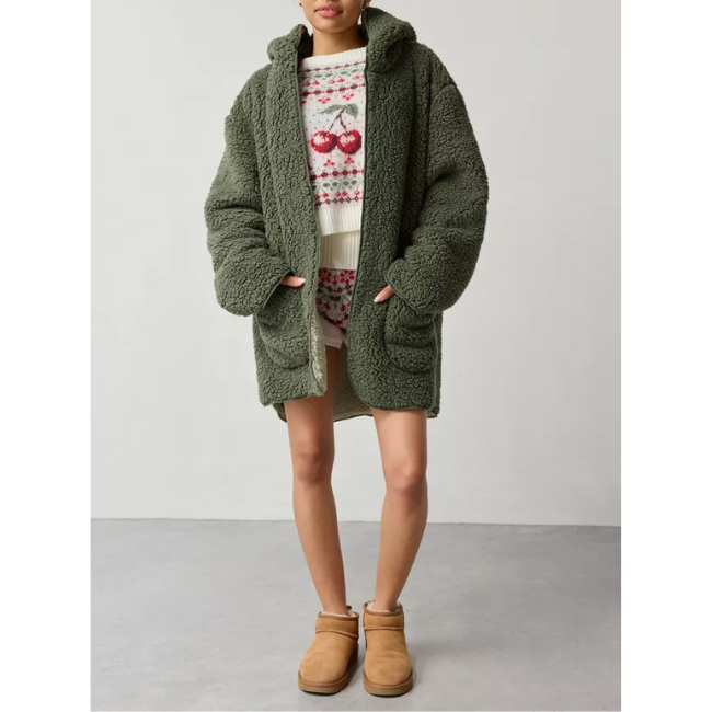 Reversible Fleece Hooded Teddy Robe Sale: Save $29 at Urban Outfitters